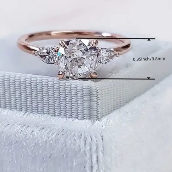 *nwt* Sz 7 Womens Silver Tone COCKTAIL PARTY ZIrcon Engagement Promise Ring - Picture 4 of 4